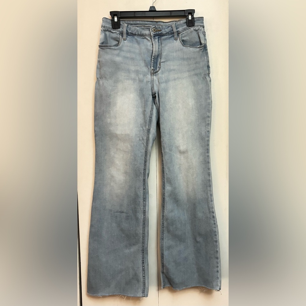 OLD NAVY HIGHWAIST FLARE JEANS, size 6